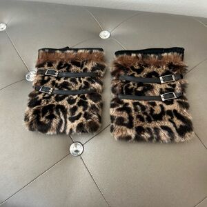 Genuine Leather With Leopard Fur Strap Buckle Design Fingerless Gloves Rare Find